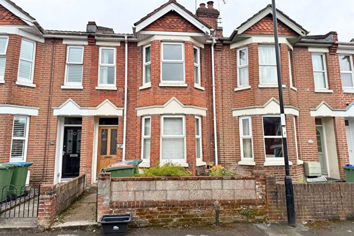 2 Bedroom House To Rent In Cecil Avenue, SO16