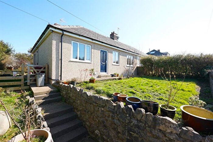 3 Bedroom Semi-Detached Bungalow For Sale In Greystone Lane, Dalton-In-Furness, LA15
