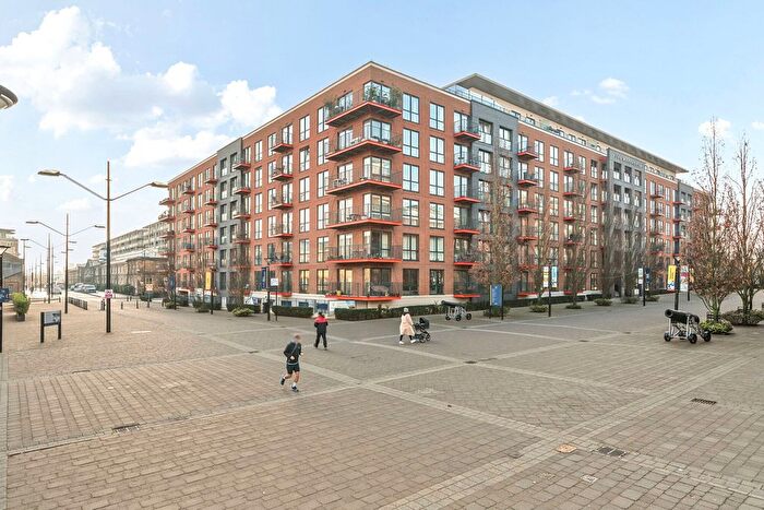 2 Bedroom Flat For Sale In No Street, Royal Arsenal, Woolwich, SE18