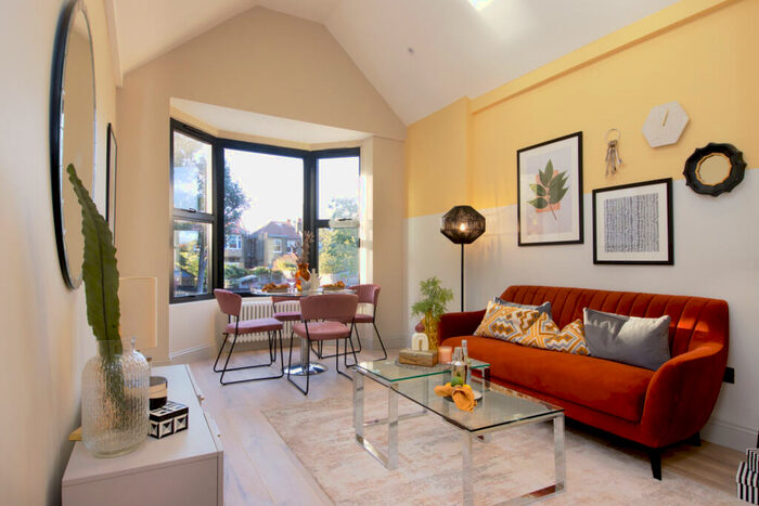 2 Bedroom Flat To Rent In Selborne Road, Southgate, N14