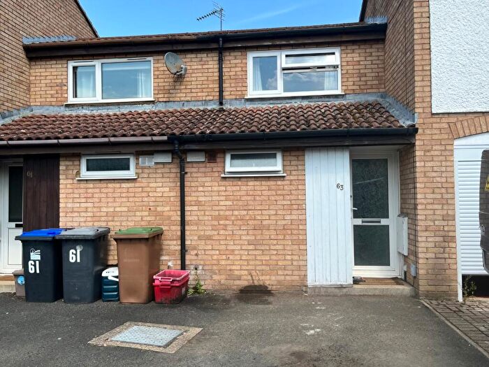 1 Bedroom Terraced House To Rent In Lincoln Way, Daventry, Northamptonshire, NN11