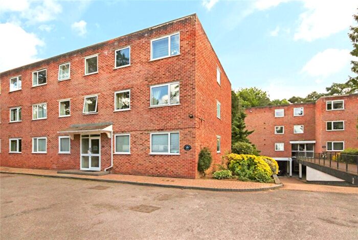 2 Bedroom Apartment To Rent In Cardwell Crescent, Ascot, Berkshire, SL5