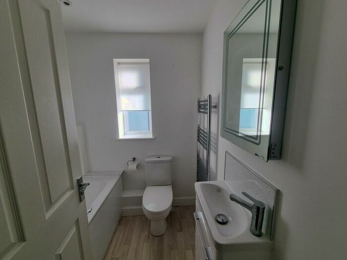 2 Bedroom End Of Terrace House To Rent In Fairfield Road, Warminster, BA12