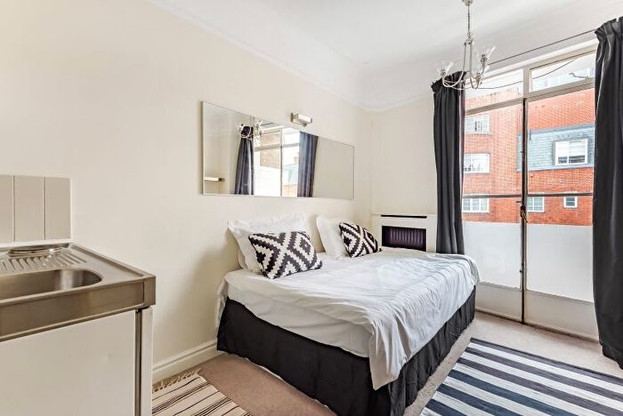 Studio To Rent In Prince Albert Road, London, NW8