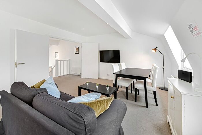 1 Bedroom Terraced House To Rent In Charlwood Street, Pimlico, SW1V