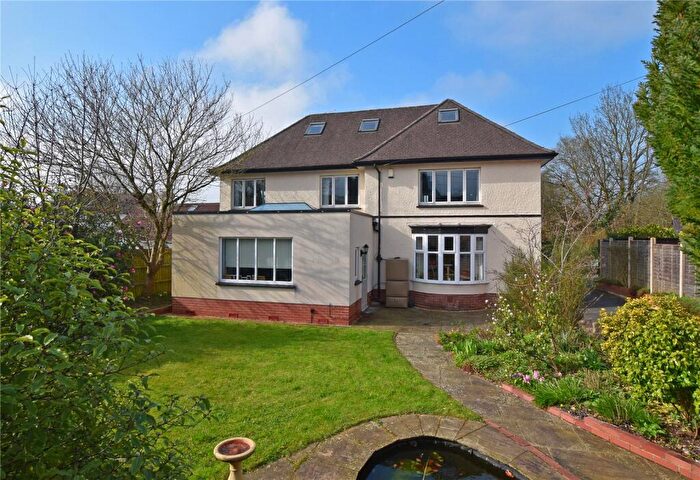 6 Bedroom Detached House For Sale In Exeter Road, Honiton, Devon, EX14