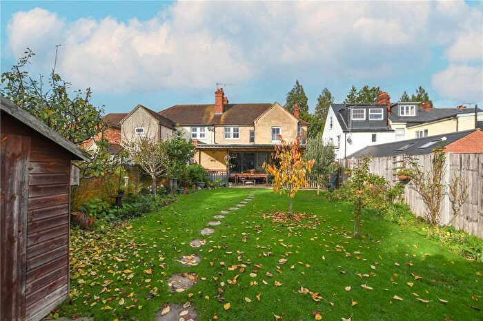 5 Bedroom Semi-Detached House For Sale In London Road, Wokingham, Berkshire, RG40