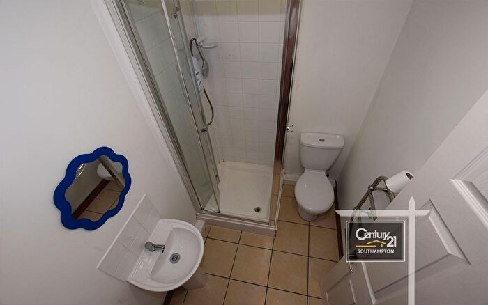 3 Bedroom Flat To Rent In |Ref: |, Hazeleigh Avenue, Southampton, SO19