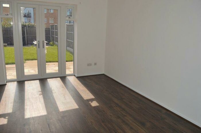2 Bedroom Terraced House To Rent In The Drakes, Southend-On-Sea, SS3
