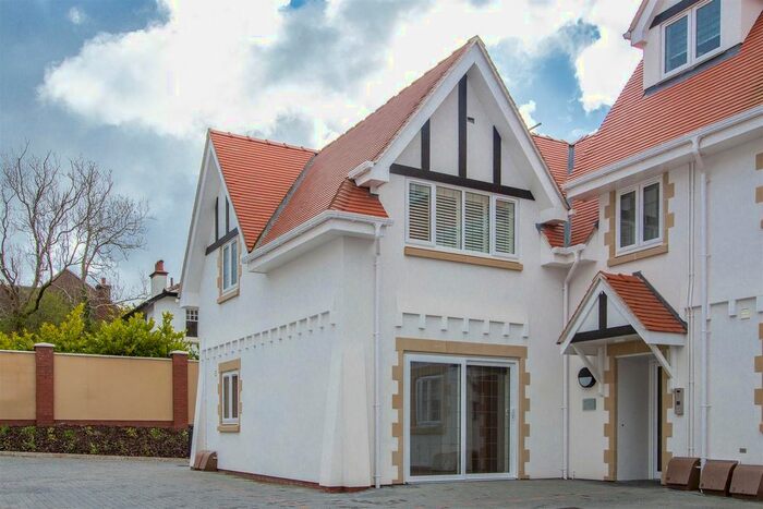 1 Bedroom Flat To Rent In The Retreat, Llandaff, CF5