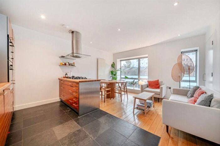 2 Bedroom Property To Rent In Dunworth Mews, Notting Hill, W11
