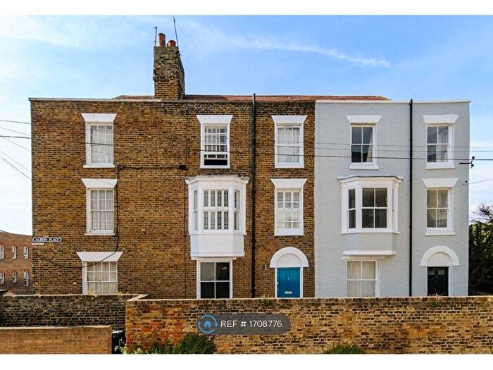 4 Bedroom Terraced House To Rent In Albion Place, Margate, CT9