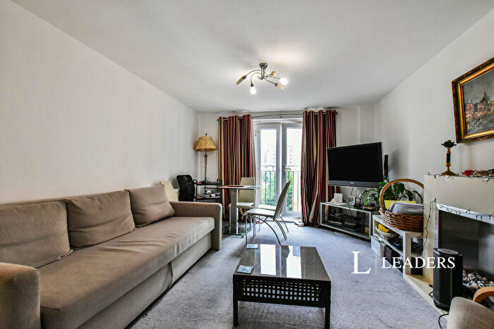 2 Bedroom Flat To Rent In Middlewood Street, Salford, M5