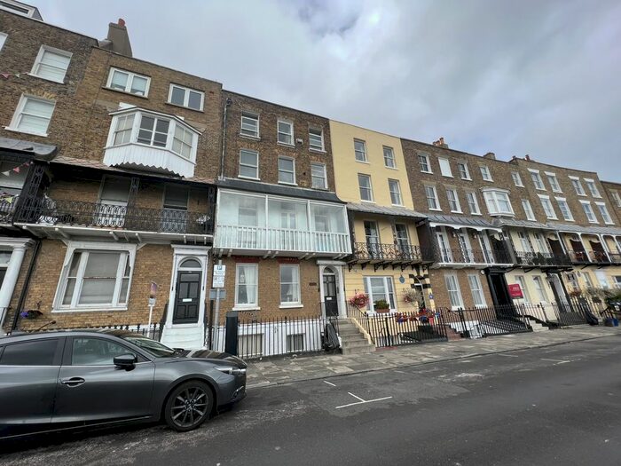 1 Bedroom Flat To Rent In Nelson Crescent, Ramsgate, CT11