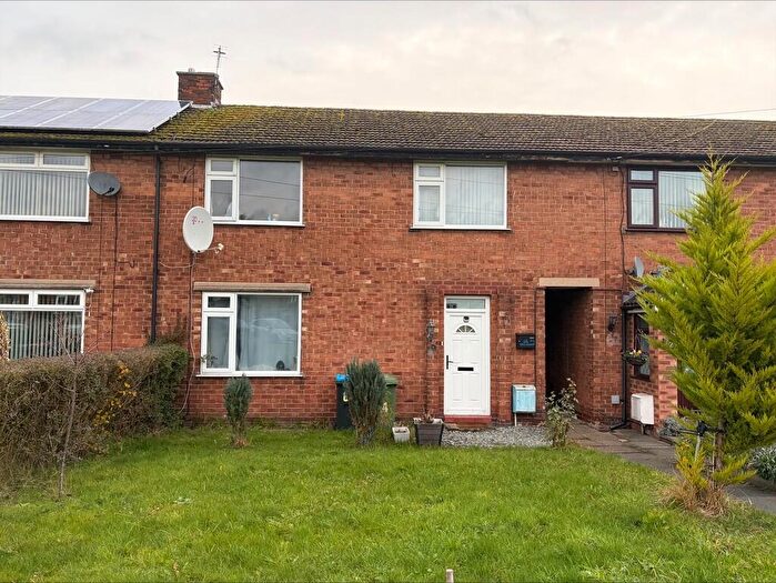 3 Bedroom Terraced House For Sale In The Crescent, Weaverham, Northwich, CW8