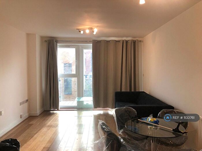 2 Bedroom Flat To Rent In Chancellor Way, London, RM8