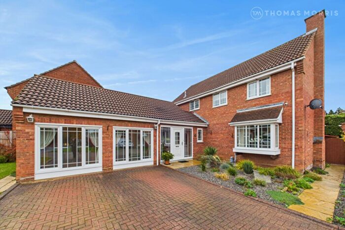5 Bedroom Detached House For Sale In Nelson Road, Eaton Socon, St. Neots, Cambridgeshire, PE19