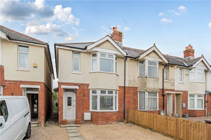 4 Bedroom End Terrace House For Sale In Doncaster Road, Eastleigh, Hampshire, SO50