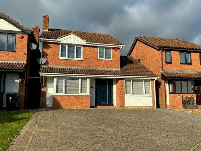 4 Bedroom Detached House To Rent In Charnwood Road, Corby, NN17