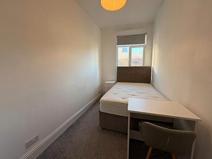 4 Bedroom Terraced House To Rent In Scarsdale Street, Salford, M6