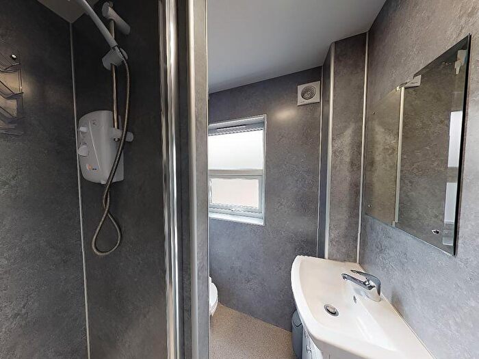6 Bedroom Terraced House To Rent In Riley Road, Brighton, BN2