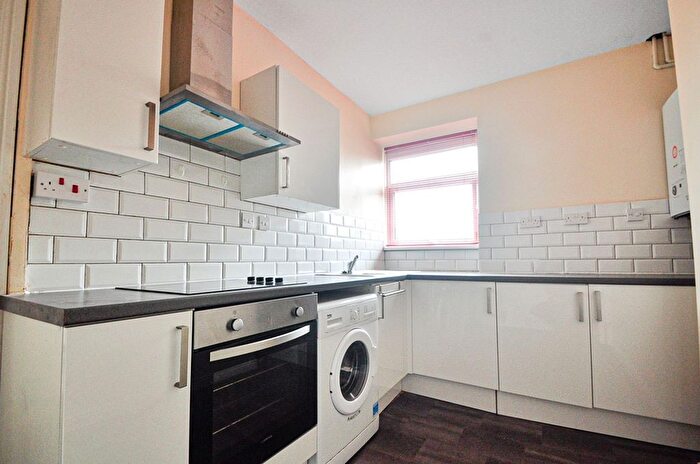 2 Bedroom Flat To Rent In Lower Dock Street, Newport, NP20