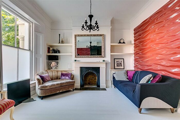 2 Bedroom Flat To Rent In Fulham Road, London, SW6