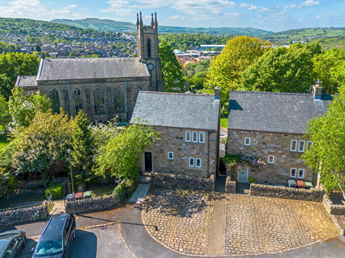 3 Bedroom Detached House For Sale In The Stocks, Tintwistle, SK13