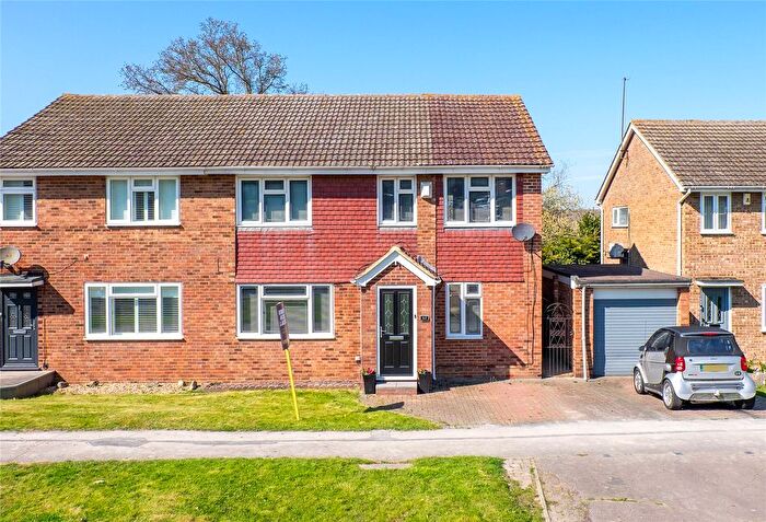 4 Bedroom Semi-Detached House For Sale In Brewer Road, Cliffe Woods, Rochester, Kent, ME3