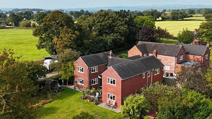 5 Bedroom Link Detached House For Sale In Bowling Alley Cottage, Marston Montgomery, DE6