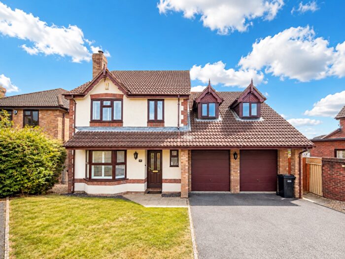 4 Bedroom Detached House For Sale In Underleaf Way, Peasedown St. John, Bath, BA2