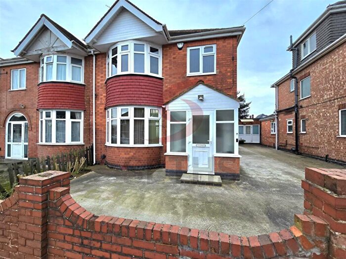 3 Bedroom Semi-Detached House To Rent In Wavertree Drive, Belgrave, Leicester, LE4