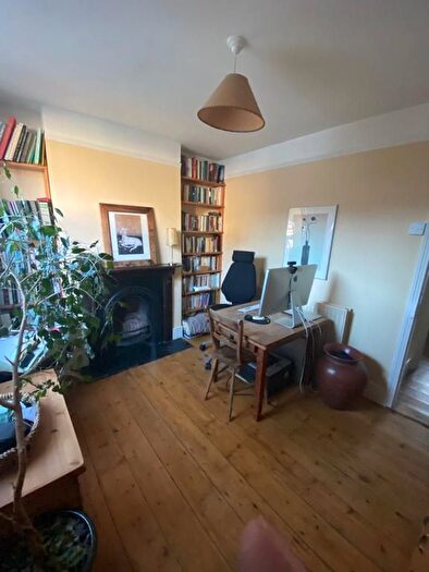 2 Bedroom Cottage To Rent In Fielding Street, Faversham, ME13