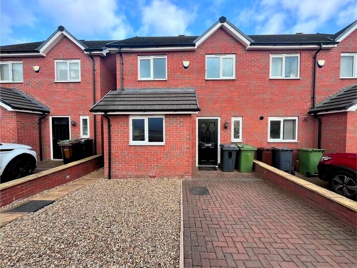 3 Bedroom Property To Rent In Marlborough Place, Bilston, WV14