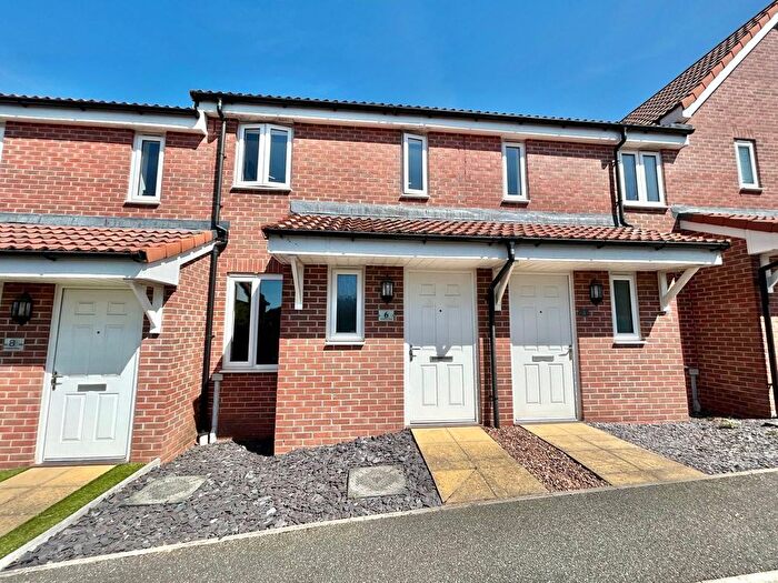 2 Bedroom Terraced House For Sale In Brooklyn Close, Exeter, EX1