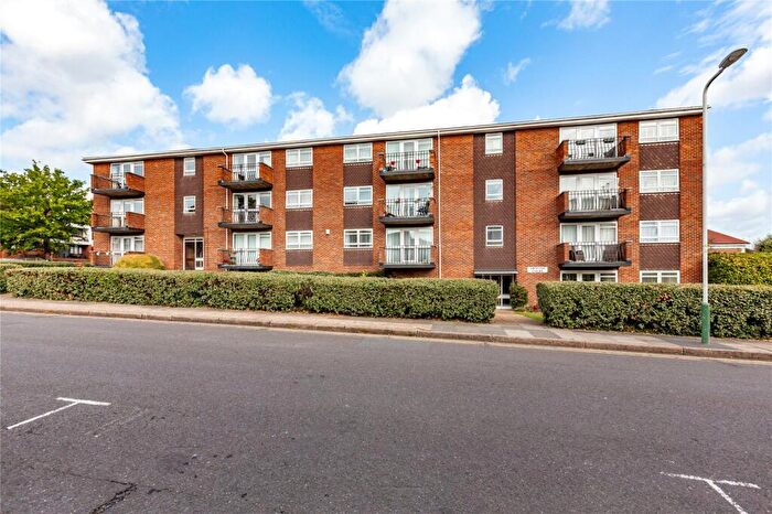2 Bedroom Apartment For Sale In Abington Court, Hall Lane, Upminster, RM14