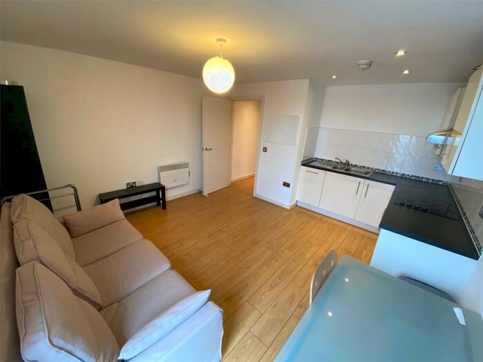 1 Bedroom Apartment To Rent In Life Building, Hulme, Manchester, M15