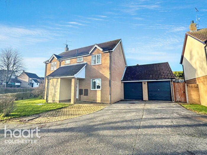 4 Bedroom Detached House For Sale In Longridge, Colchester, CO4