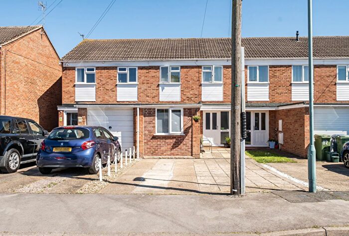 3 Bedroom Terraced House For Sale In Long Eights, Northway, Tewkesbury, Gloucestershire, GL20