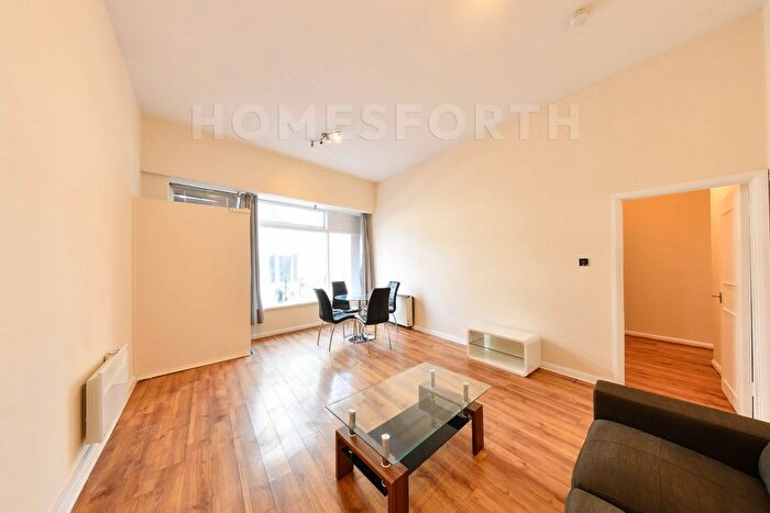 2 Bedroom Flat To Rent In Old Castle, Aldgate, E1