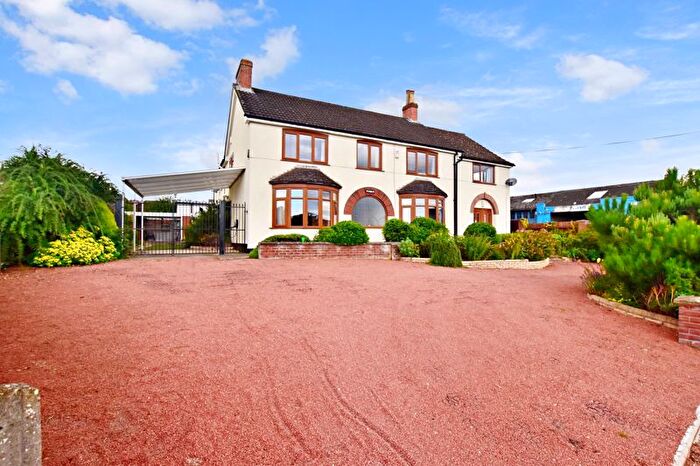 7 Bedroom Detached House For Sale In Lincoln Road, Horncastle, LN9