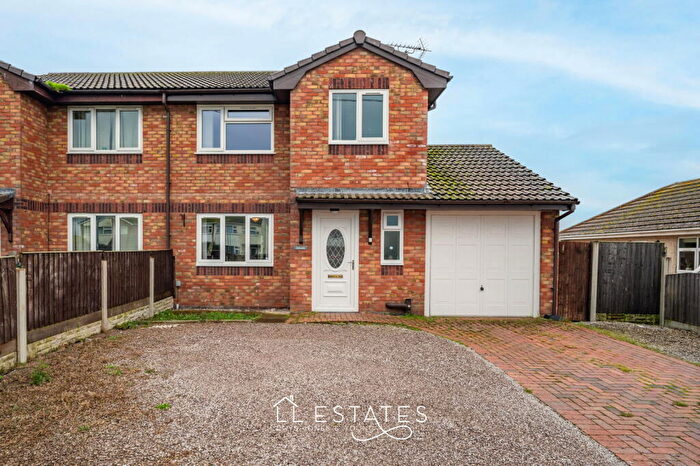 3 Bedroom Semi-Detached House For Sale In Gors Road, Towyn, LL22