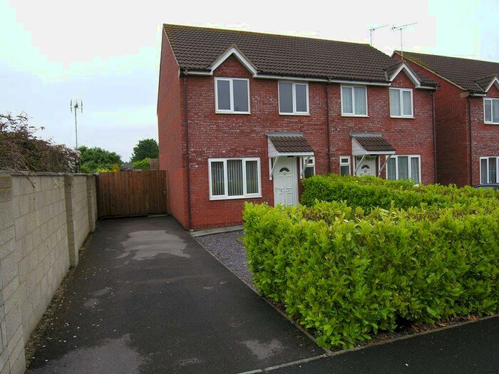 3 Bedroom Semi-Detached House To Rent In Montrose Close, Moredon, Swindon, SN2