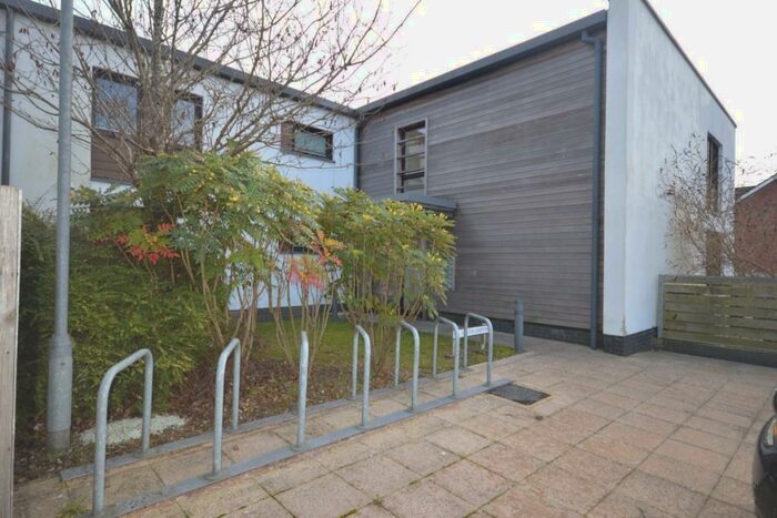 1 Bedroom Flat To Rent In The Courtyard, Beggarwood, Basingstoke, Hampshire, RG22