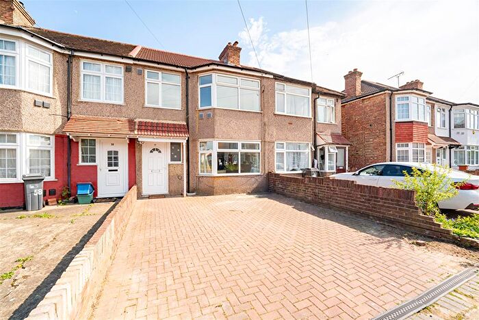 3 Bedroom Terraced House To Rent In Manor Avenue, Hounslow, TW4