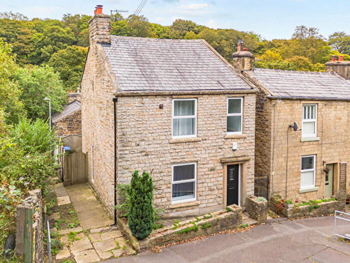 3 Bedroom Link Detached House For Sale In Edenfield Road, Norden, OL12