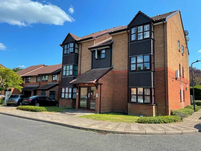 1 Bedroom Studio To Rent In Ash Walk, Wembley, HA0