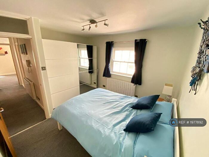 1 Bedroom Penthouse To Rent In Marine Parade, Worthing, BN11