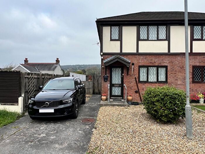 2 Bedroom Semi-Detached House For Sale In Rhodfa Brynrhos, Glanamman, Ammanford, Carmarthenshire., SA18