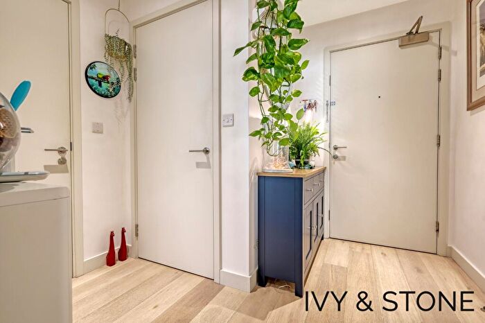 1 Bedroom Apartment For Sale In Corsair House, Royal Wharf, London, E16